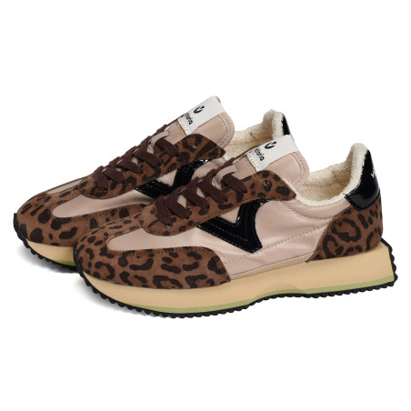 1134116 Chocolat, Baskets running Victoria