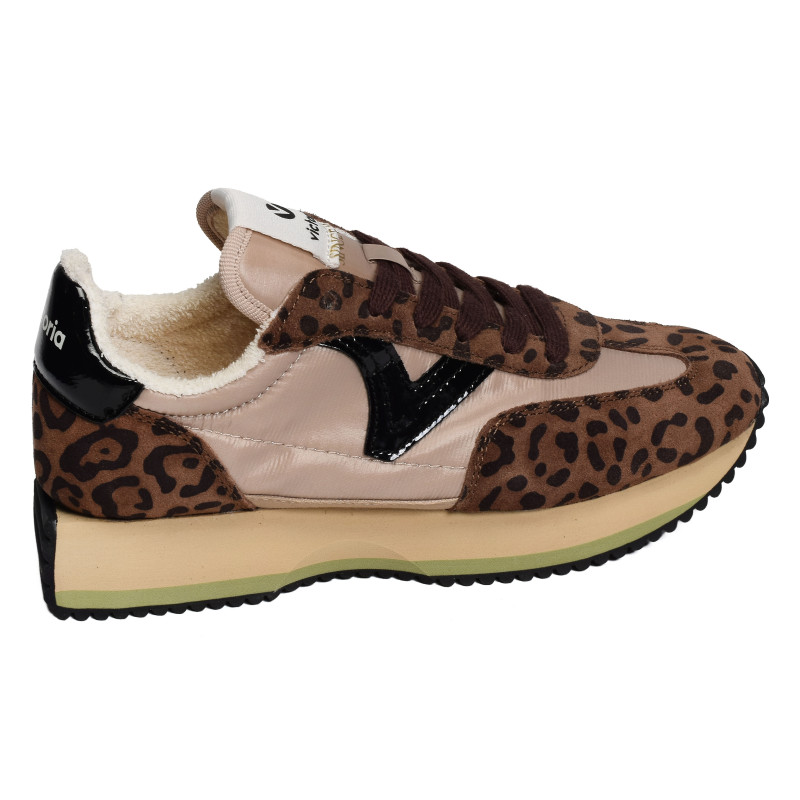 1134116 Chocolat, Baskets running Victoria