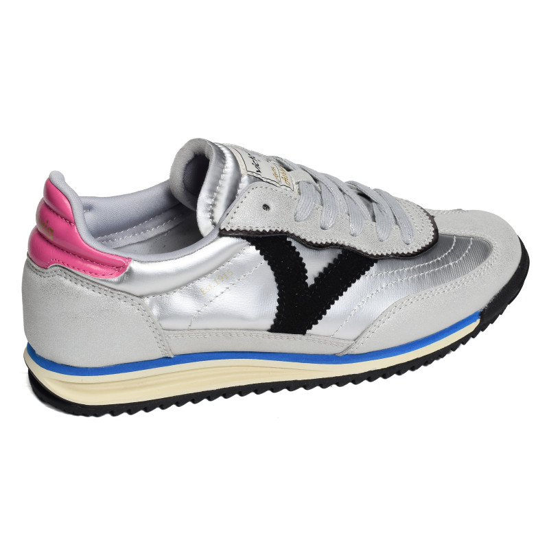 1158102 Argent, Baskets running Victoria