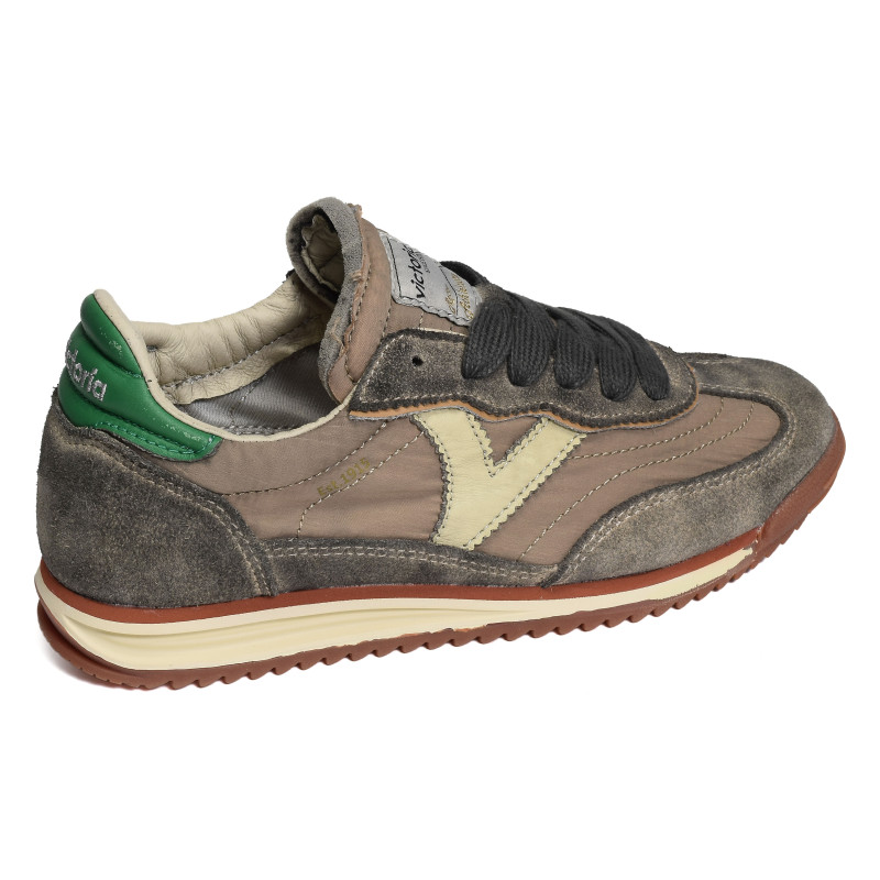 1158104 Taupe, Baskets running Victoria
