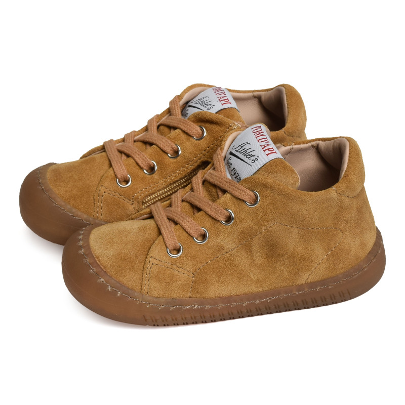 YAKA WALK BOY Camel, Chaussures à Lacets Pom d'Api