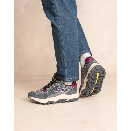 JAZONNE Gris Léopard, Baskets running TBS