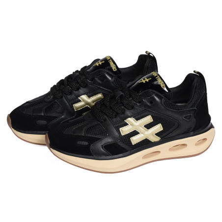 X TRAINER A040 Noir, Baskets running Another Trend