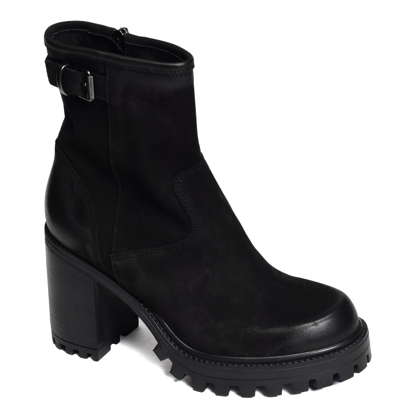 ILDA Noir Noir, Bottines Paoyama