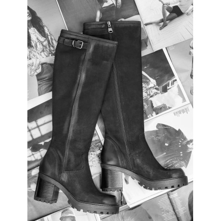 CIMMA Noir, Bottes Paoyama