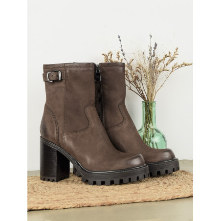 ILDA Chocolat, Bottines Paoyama