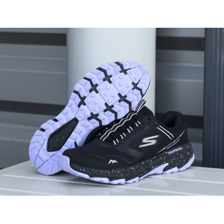 GO RUN TRAIL ALTITUDE 2.0 Noir Violet, Baskets running Skechers