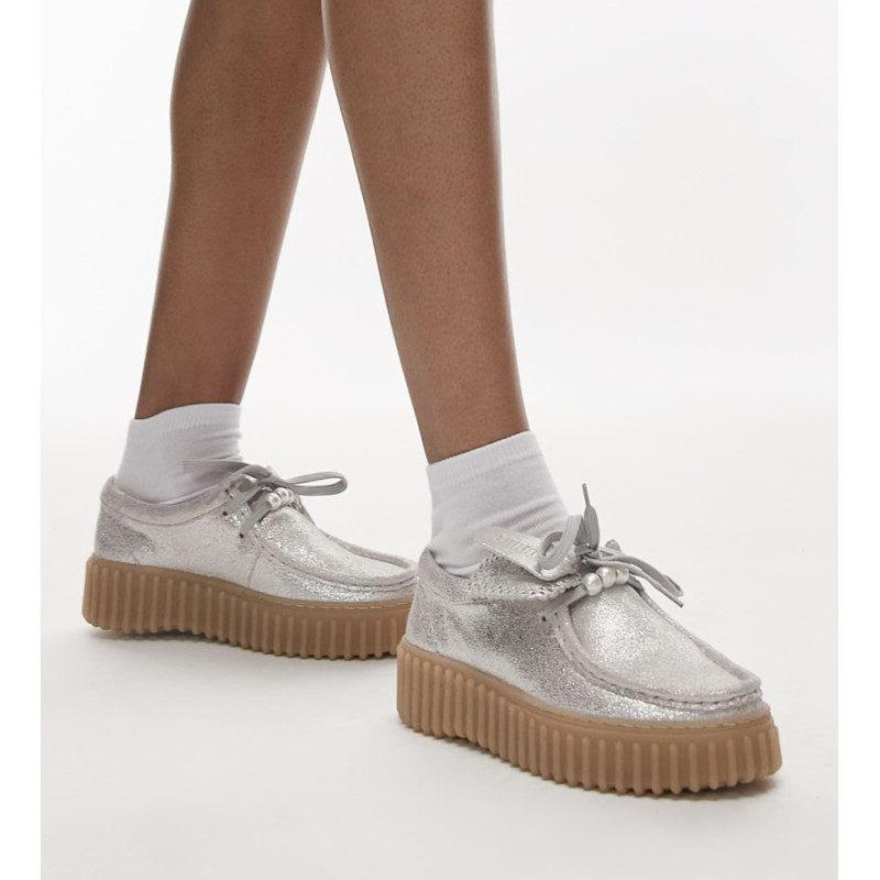 TORHILL BEE Argent, Richelieus Clarks