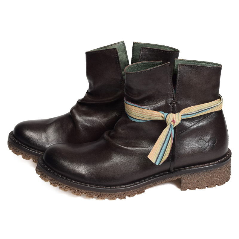 E013 Chocolat, Bottines Felmini