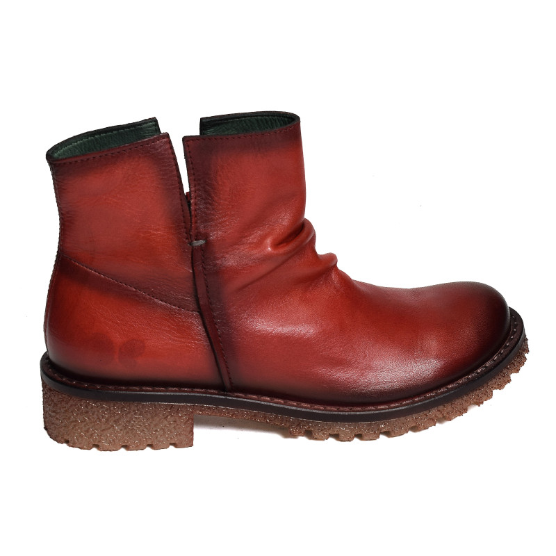 E013 Rouge, Bottines Felmini