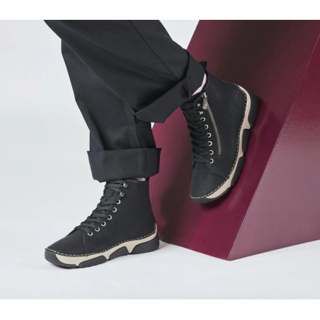 45920 Noir, Boots Rieker