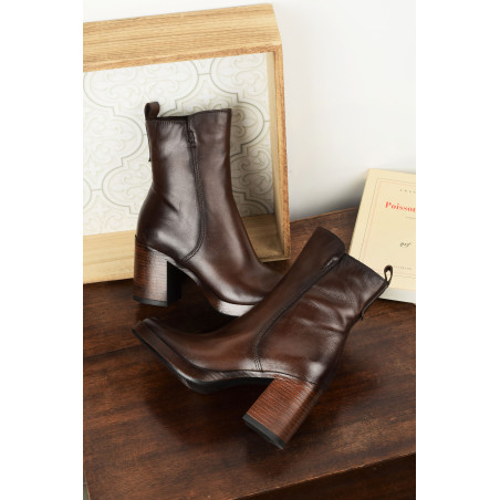 P96212 Chocolat, Bottines MJUS