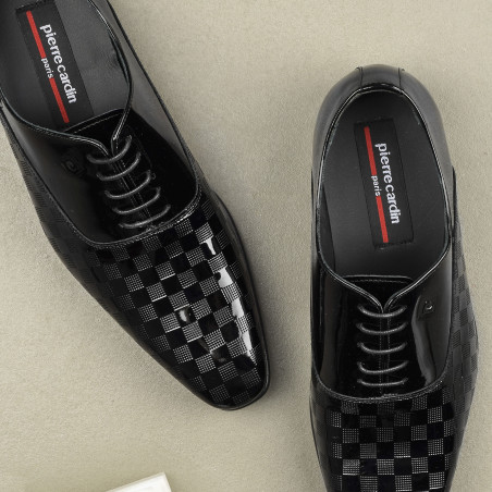 JASPER Verni Noir, Chaussures de Ville Pierre Cardin