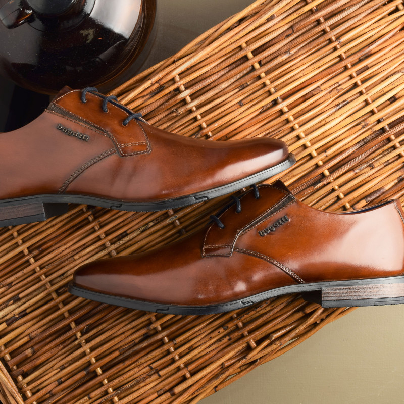 GAPO AFY02 Cognac, Chaussures de Ville Bugatti