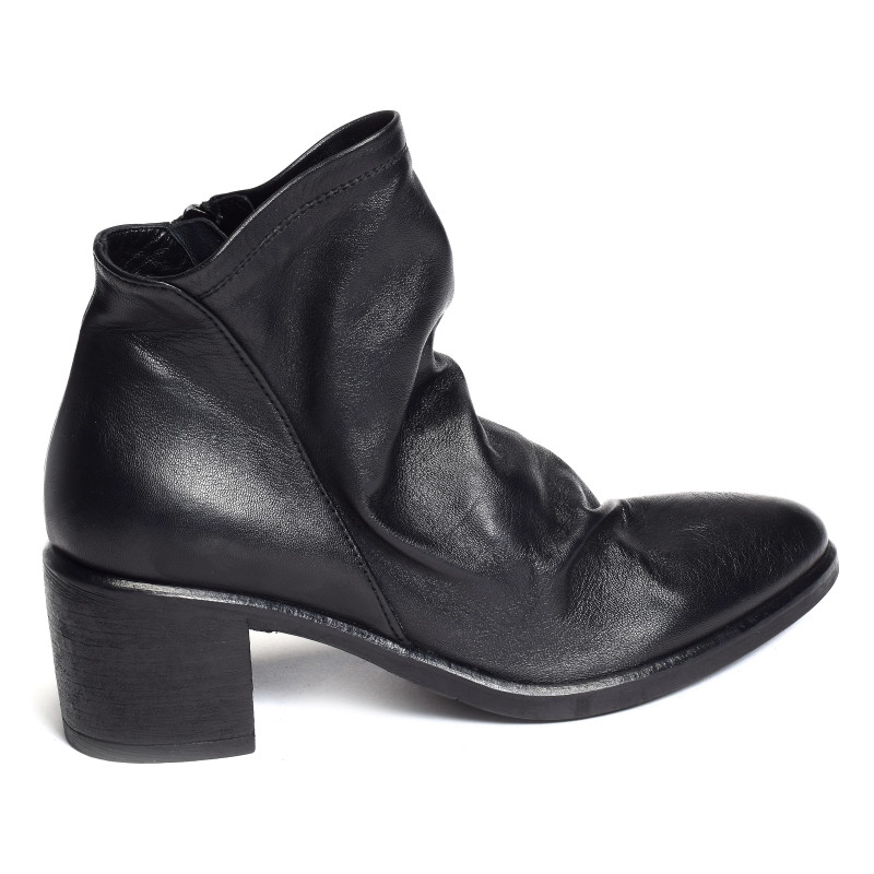 A5543 Noir, Bottines Strategia