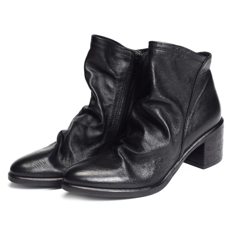 A5543 Noir, Bottines Strategia