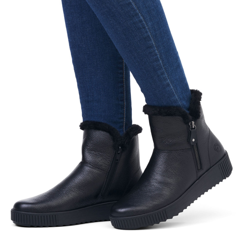 R7999 Noir, Boots Remonte