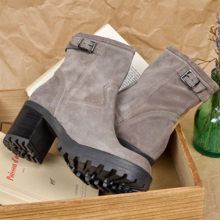 CILDA Gris, Motardes  Paoyama