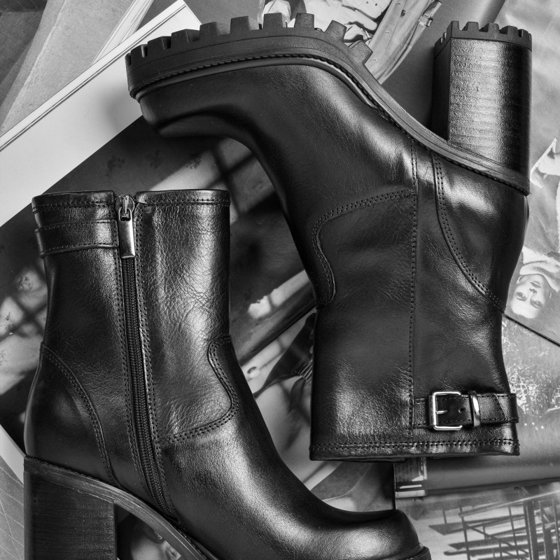 CILDA Noir, Motardes  Paoyama