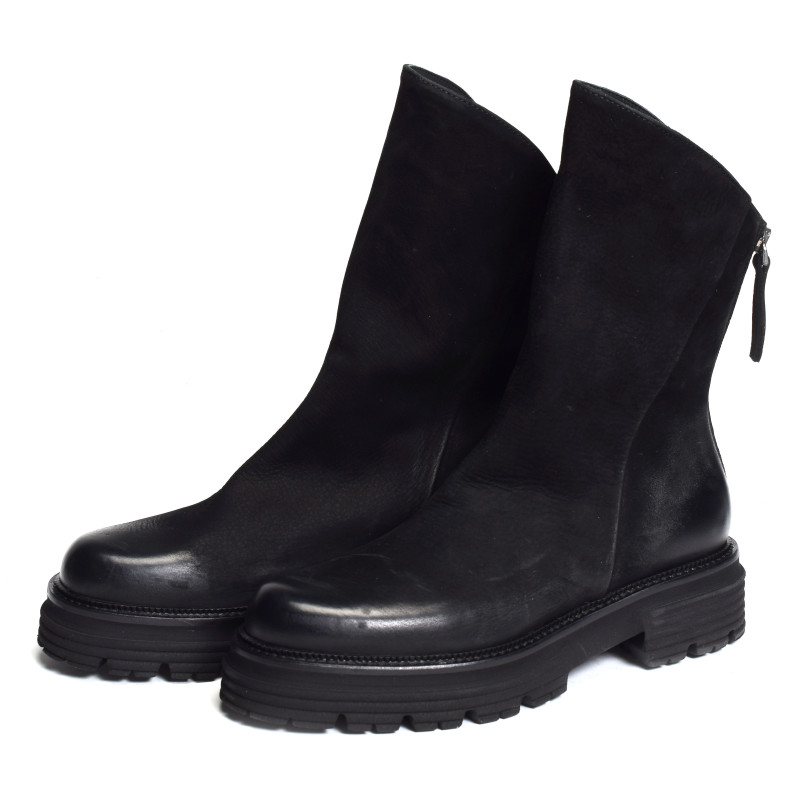 3270 Noir, Boots Mat 20
