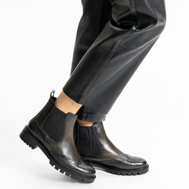 TULSA Kaki, Chelsea boots Ara