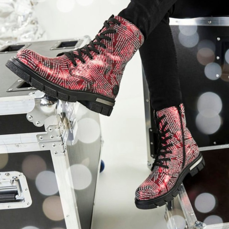 Z9120 Rouge Blanc, Boots Rieker
