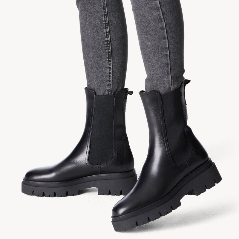 25992 Noir, Chelsea boots Tamaris