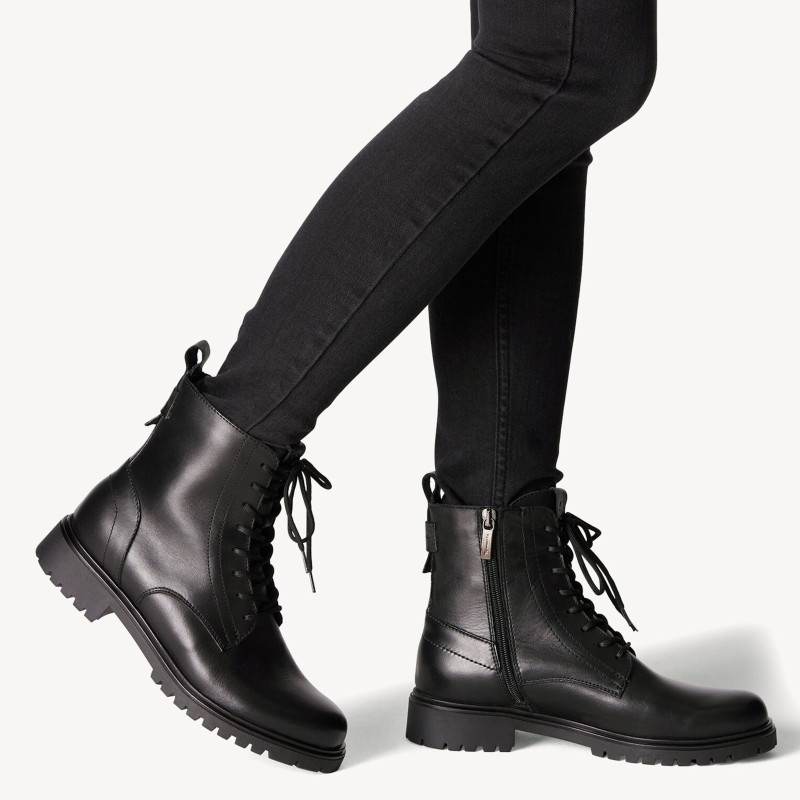 25402 Noir, Boots Tamaris