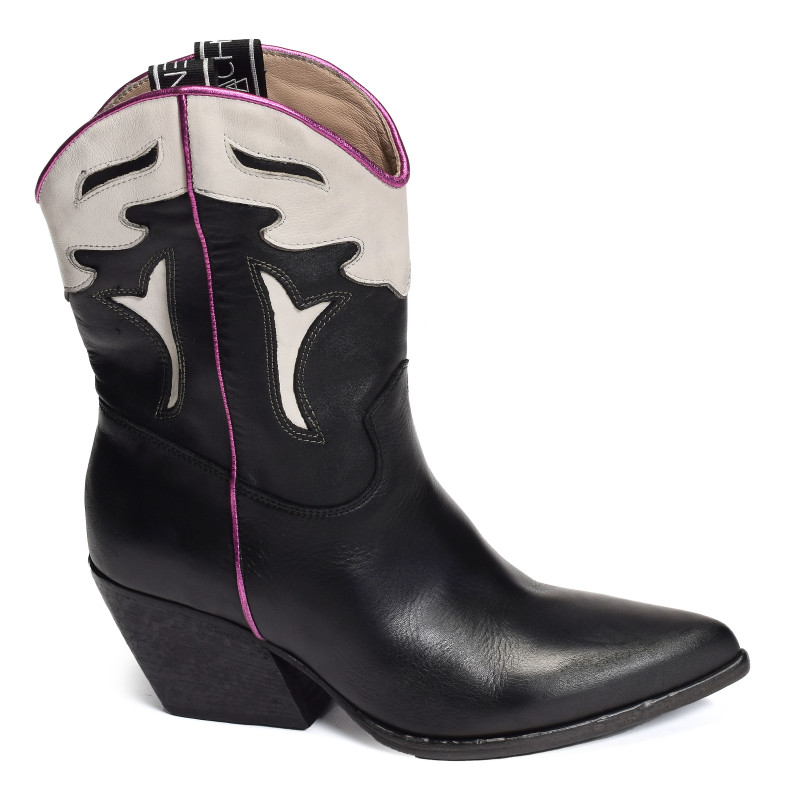 E2016 Noir, Santiags  Elena Iachi