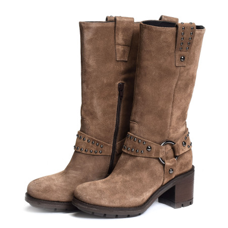 202 Taupe, Motardes  Paoyama