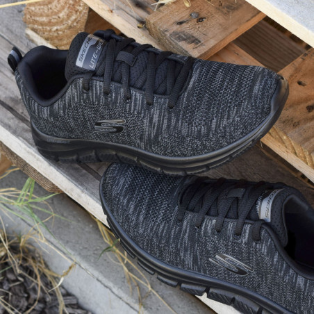TRACK FRONT RUNNER Noir, Baskets running Skechers