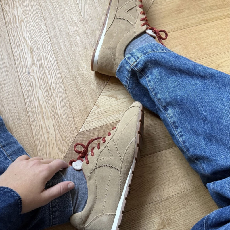 1159100 Sable, Baskets running Victoria