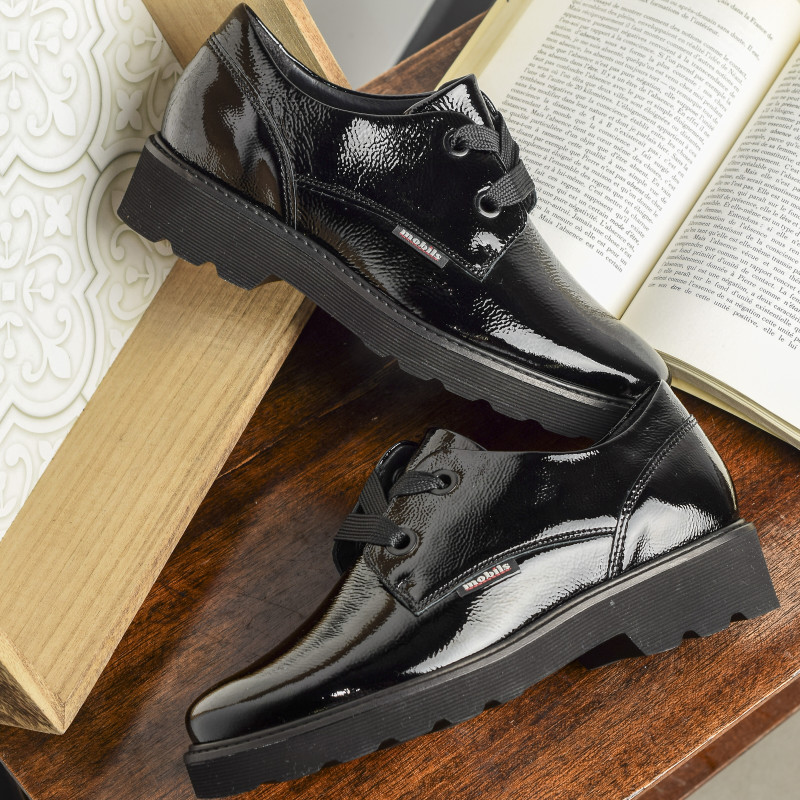 ORELIA Verni Noir, Derbies Mephisto