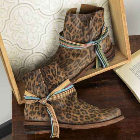 D433 Léopard, Bottines Felmini