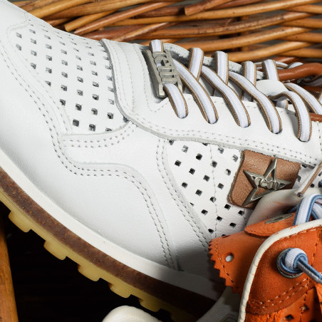 C848 Blanc, Baskets running Cetti