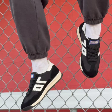 JOGGER NYLON MEN Noir, Baskets running Back 70