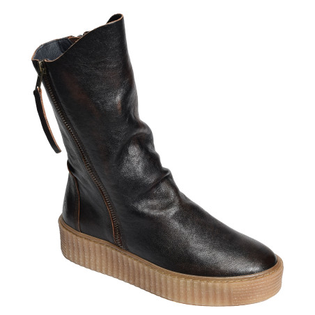 SWINTON Chocolat, Boots Follia Dolce