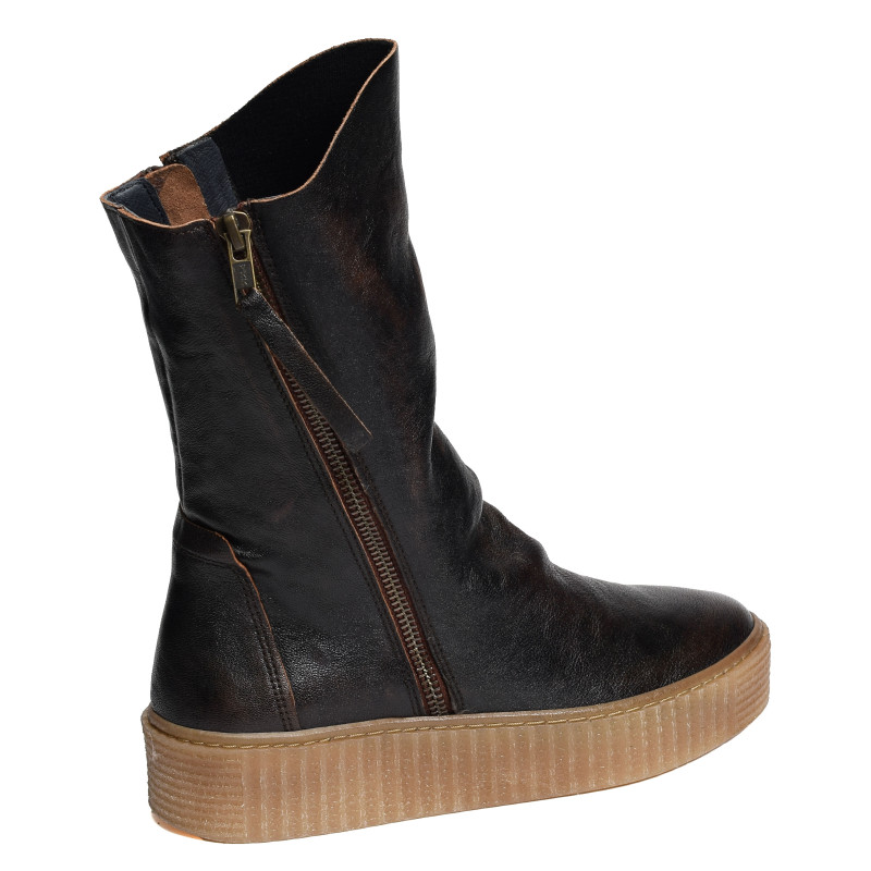 SWINTON Chocolat, Boots Follia Dolce