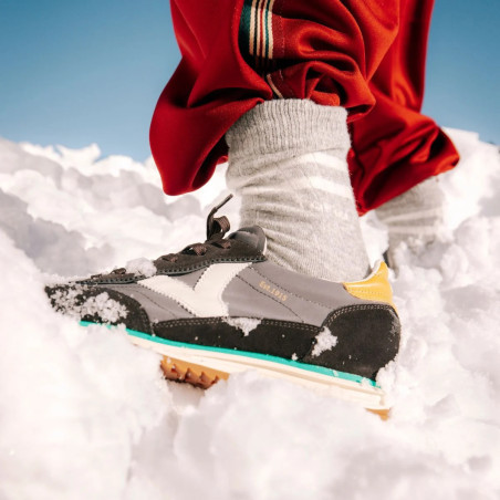 1158100 Anthracite, Baskets running Victoria