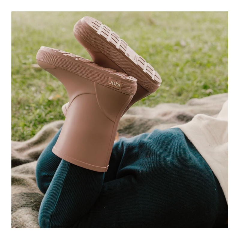 YOGI Rose, Bottes Igor