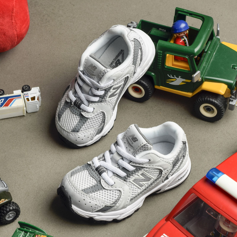 IZ530 Gris, Baskets running New Balance