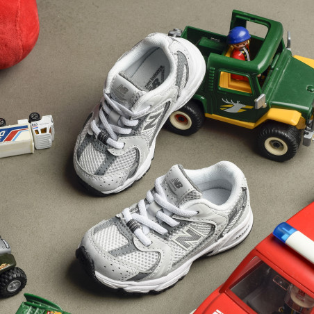 IZ530 Gris, Baskets running New Balance