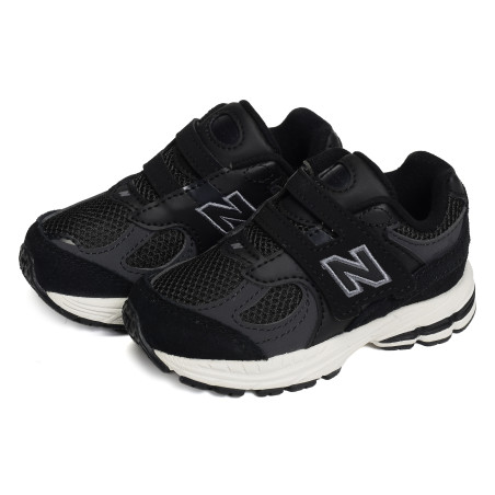 IV2002 Noir, Baskets running New Balance
