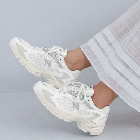 ML725 Blanc Gris, Baskets Mode New Balance