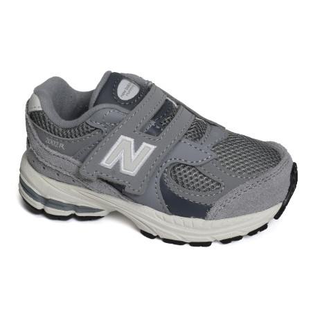 IV2002 Gris, Baskets running New Balance