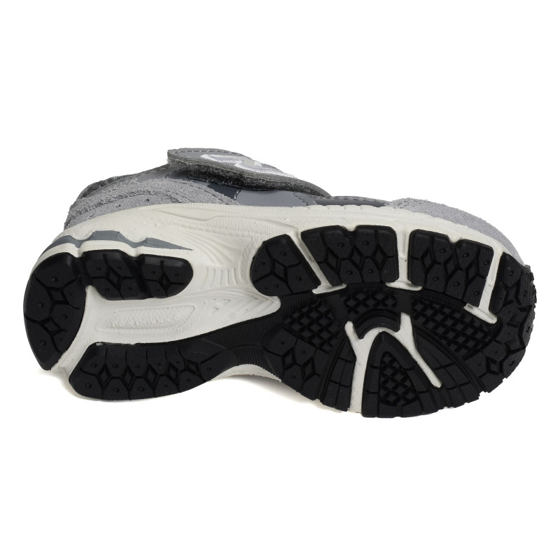 IV2002 Gris, Baskets running New Balance