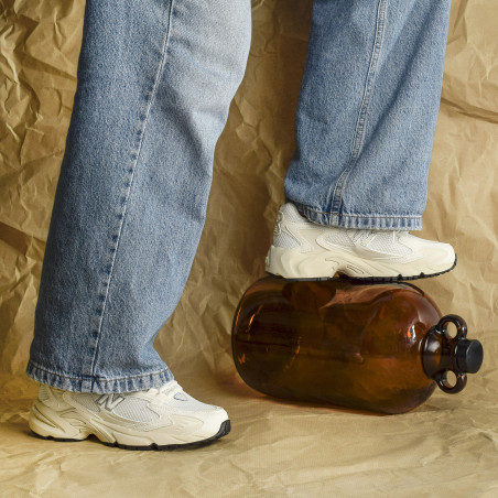 ML725 Blanc Beige, Baskets Mode New Balance