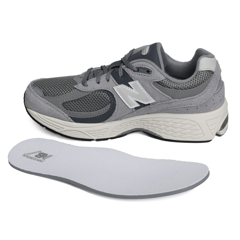GC2002 Gris, Baskets running New Balance