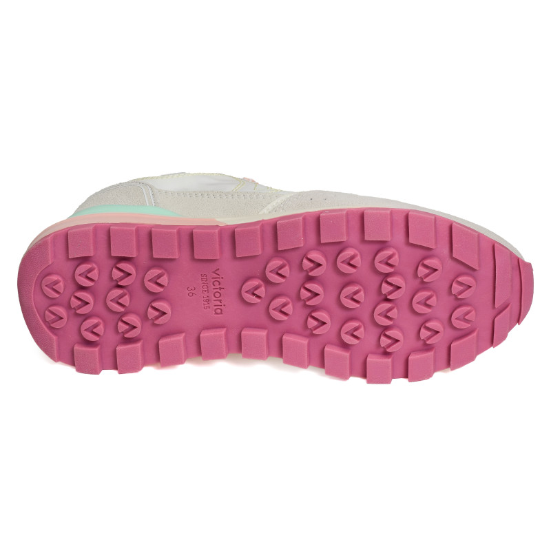 1156114 Blanc, Baskets running Victoria