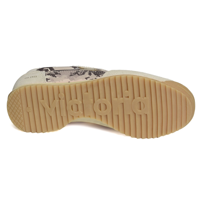 1158112 Python, Baskets running Victoria